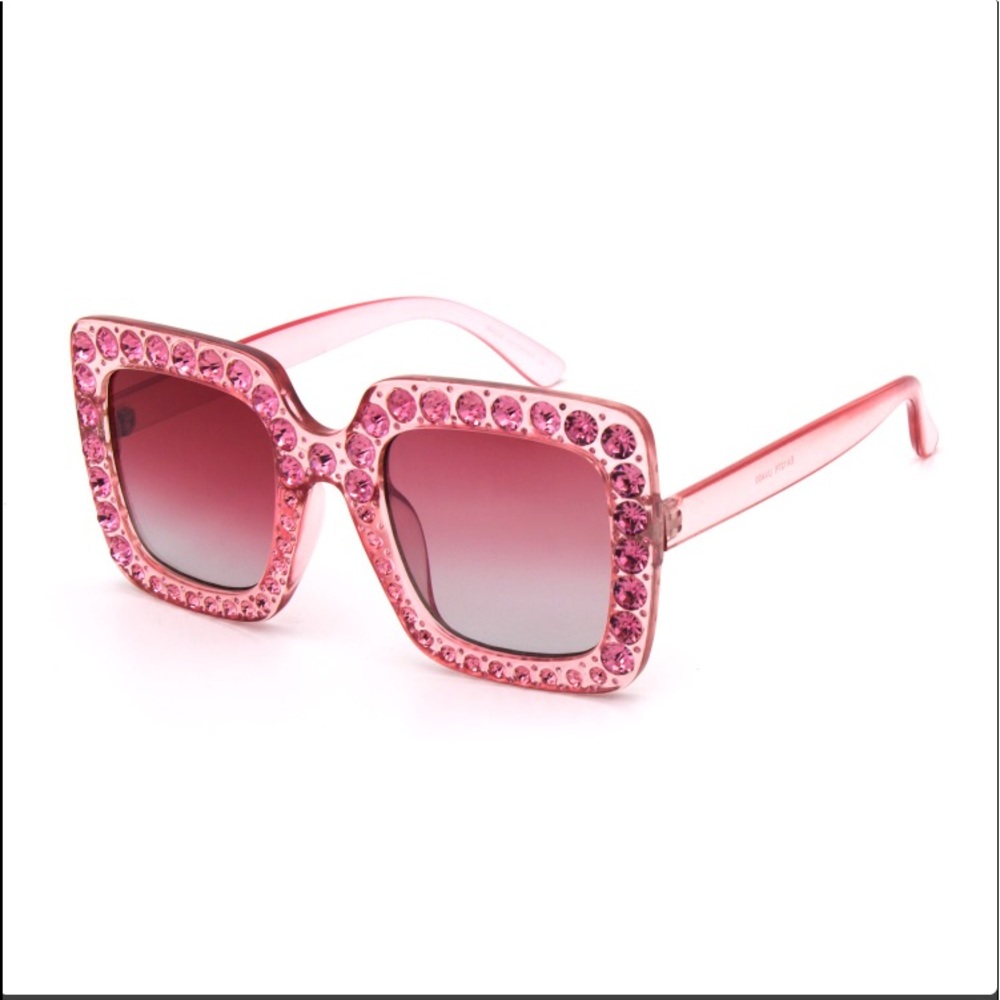 Studded Oversized sun Glasses